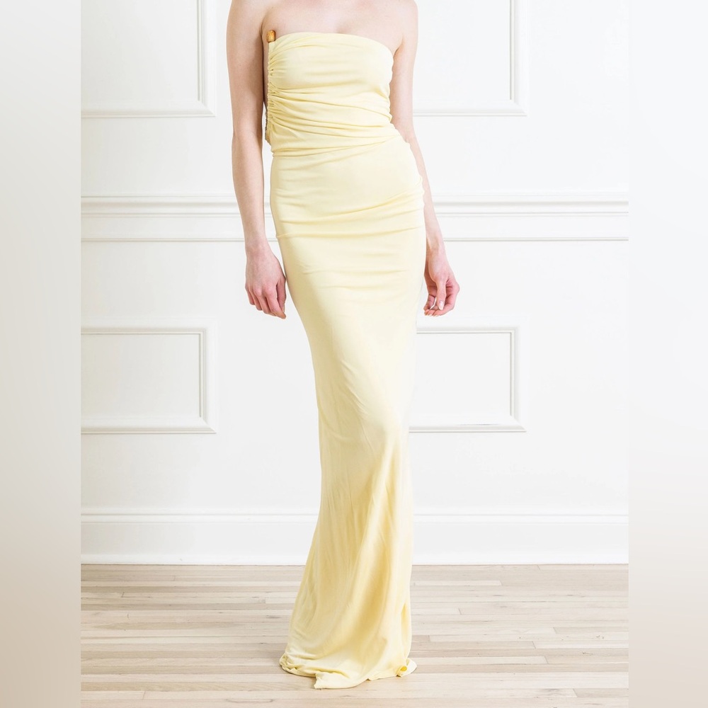Christopher Esber Odessa Arced
Side Strapless Gown